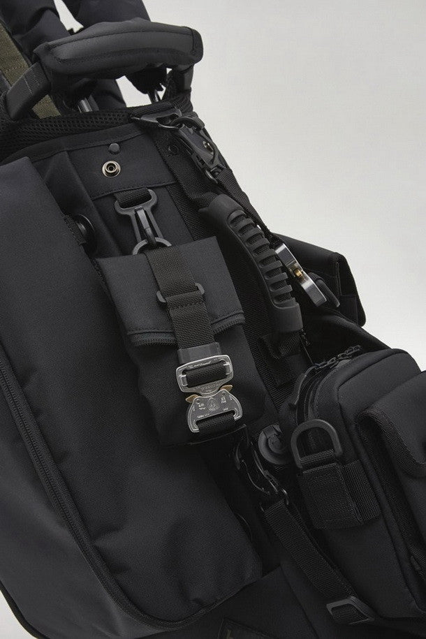 Cable Pouch w/Cobra/BLK x SLV/BGA-A92
